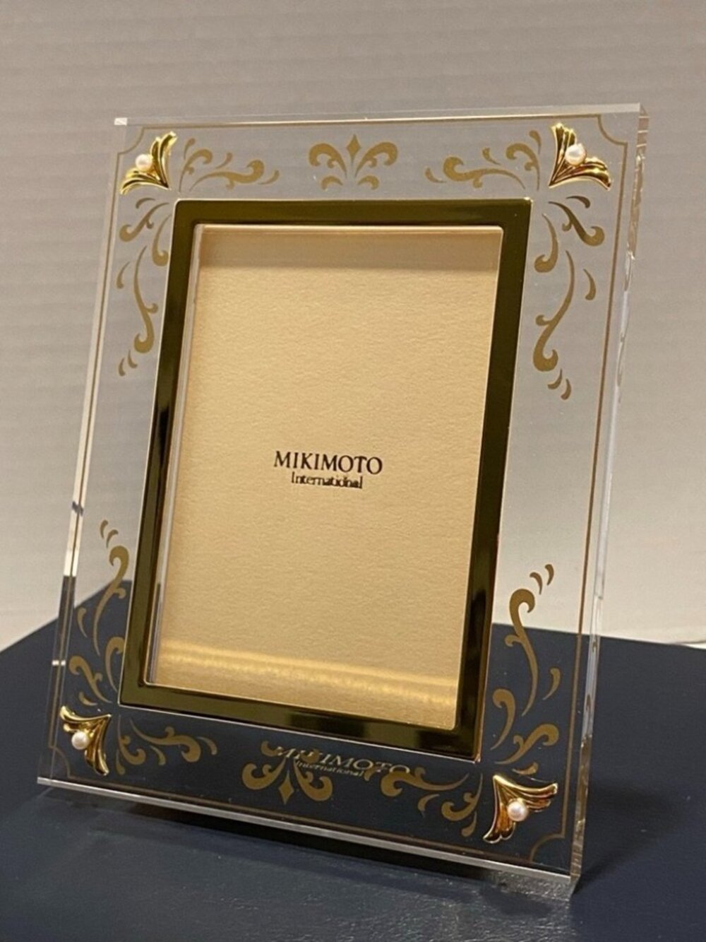 NWB Mikimoto Desk Clock & Photo Frame Gold Filigree w/ Mikimoto Pearls Gift Set - Picture 7 of 8